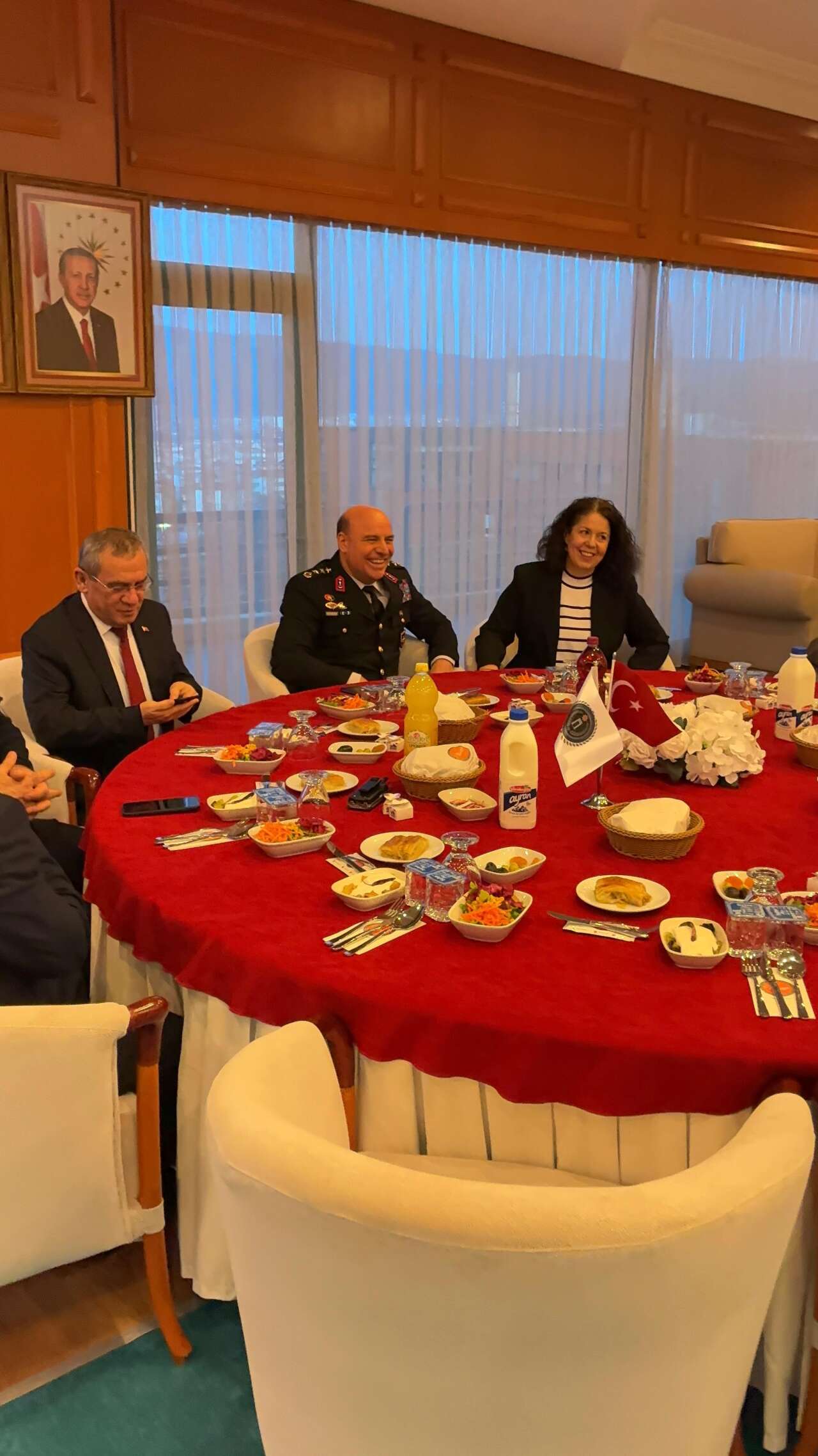 EMŞAV’dan Görkemli İftar Yemeği 21